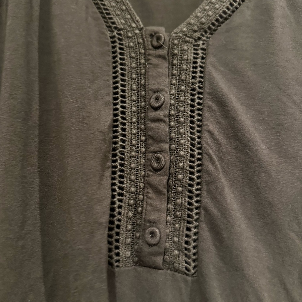 Daniel Rainn Women's Olive Green Top - Picture 2 of 2